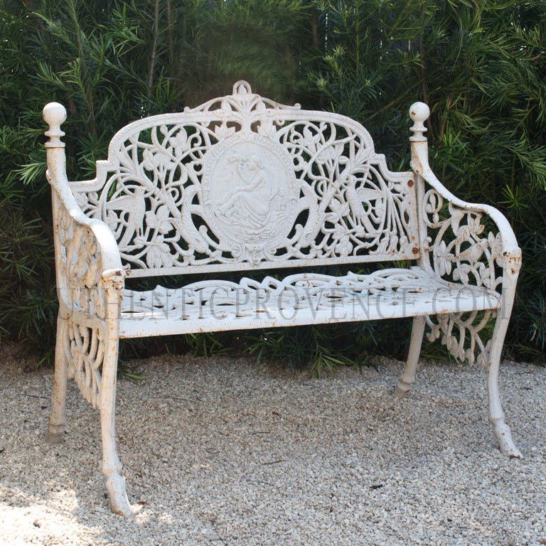 Venus Bench