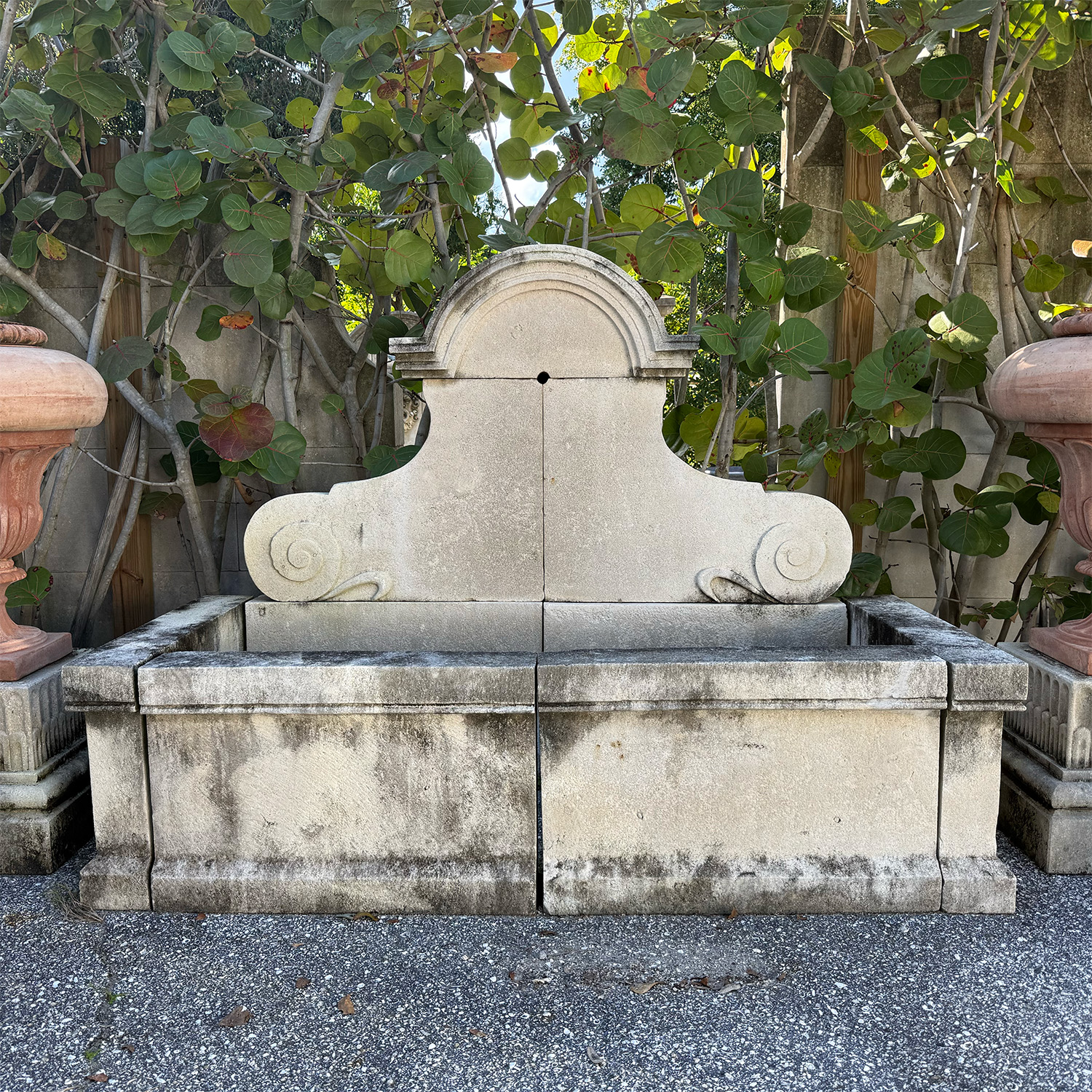 Garden Fountain with Backsplash Gorges I in Carved Limestone