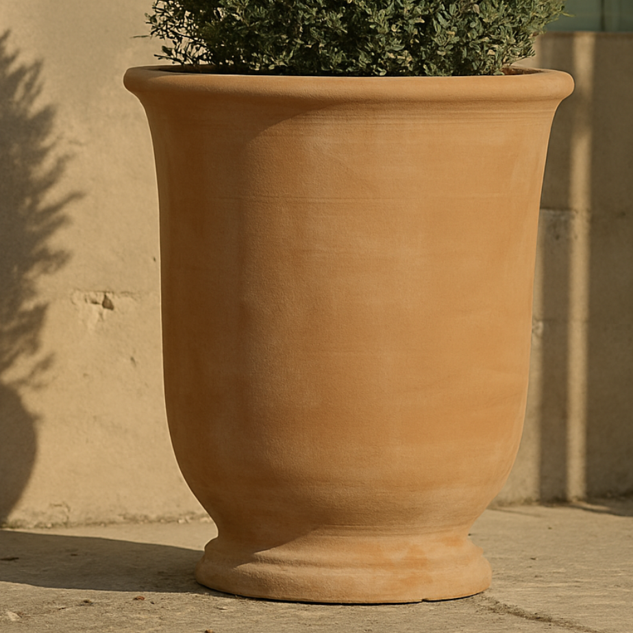 Tuscan Minimalist Garden Pot in Terracotta from Impruneta