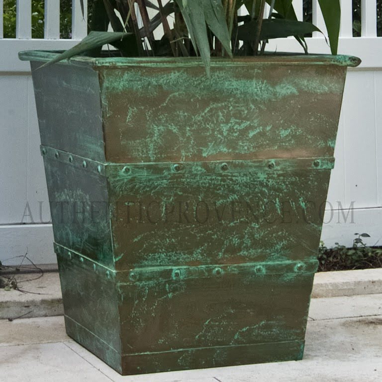 Namur Planter
