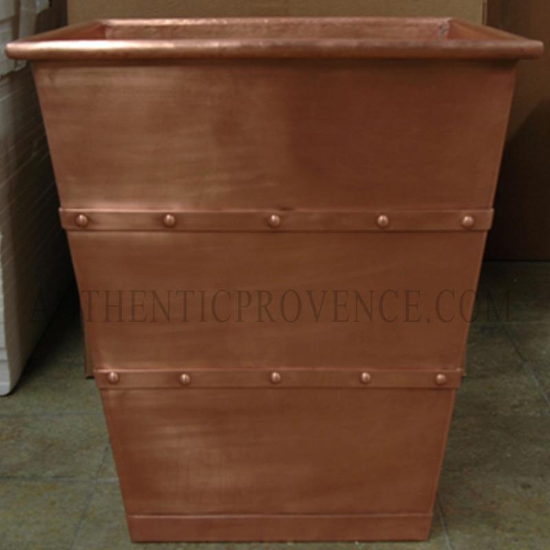 Dima Planter