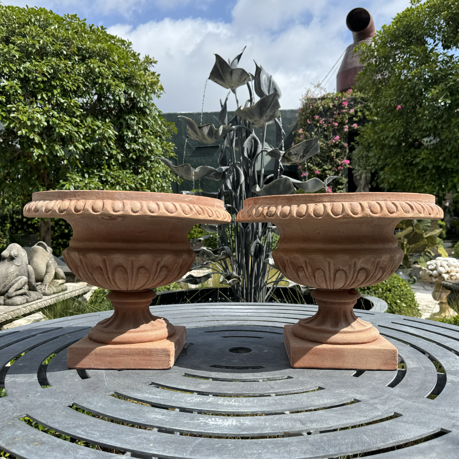 Pair of Tuscan Tazze