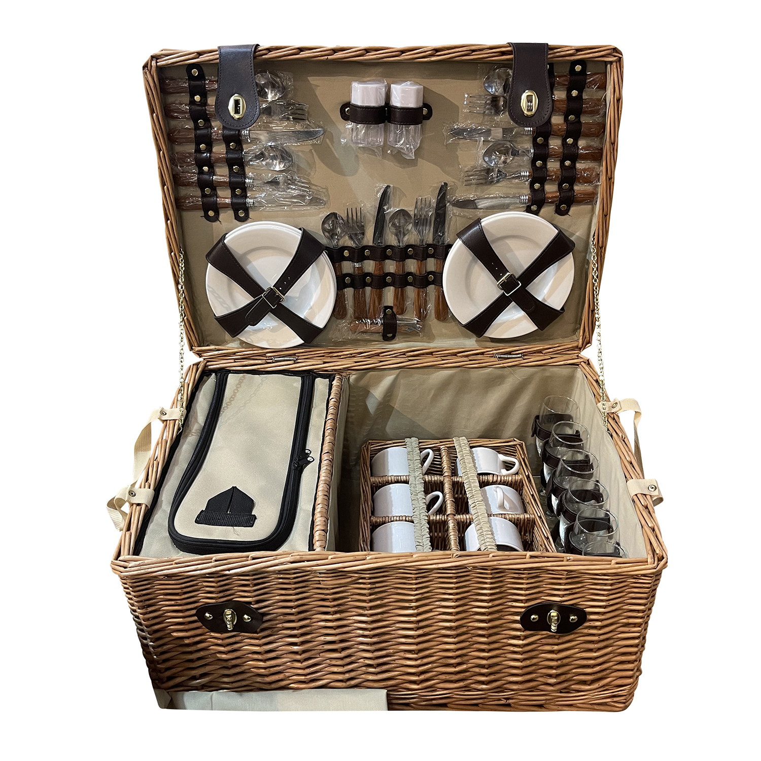 Maxi Wicker Picnic Basket