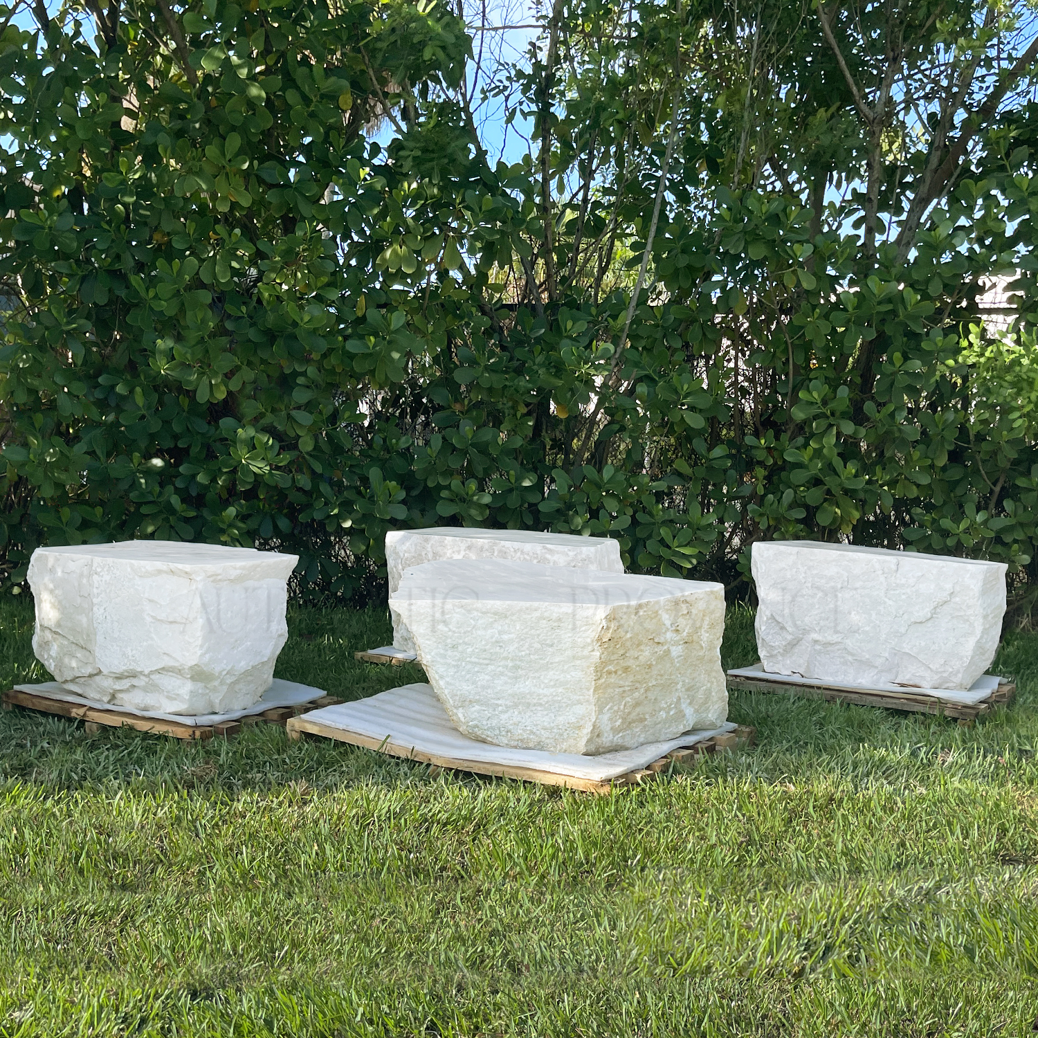 Arcola Marble Garden Seats