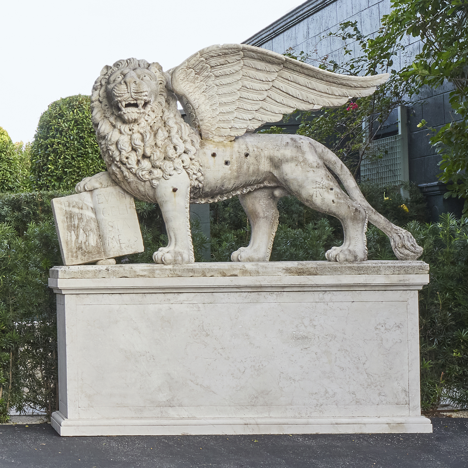 Antique Garden Statue Lion of San Marco in Carved Marble