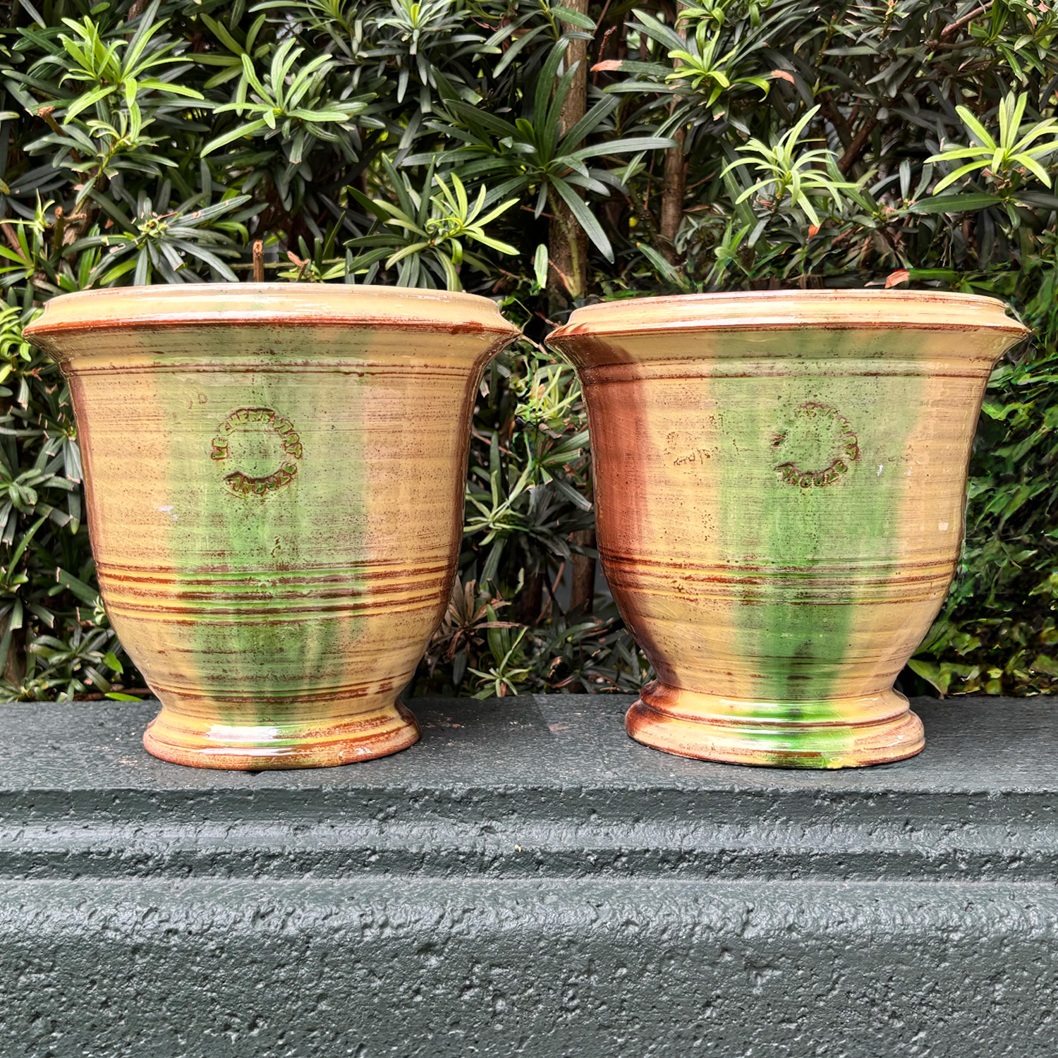 Small Footed Anduze Garden Urn Flamme Enamell in Terra Cotta