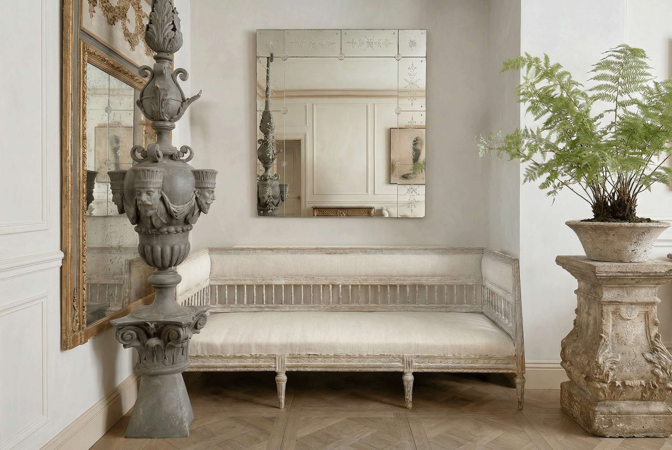 Just In: A Gustavian Classic Daybed