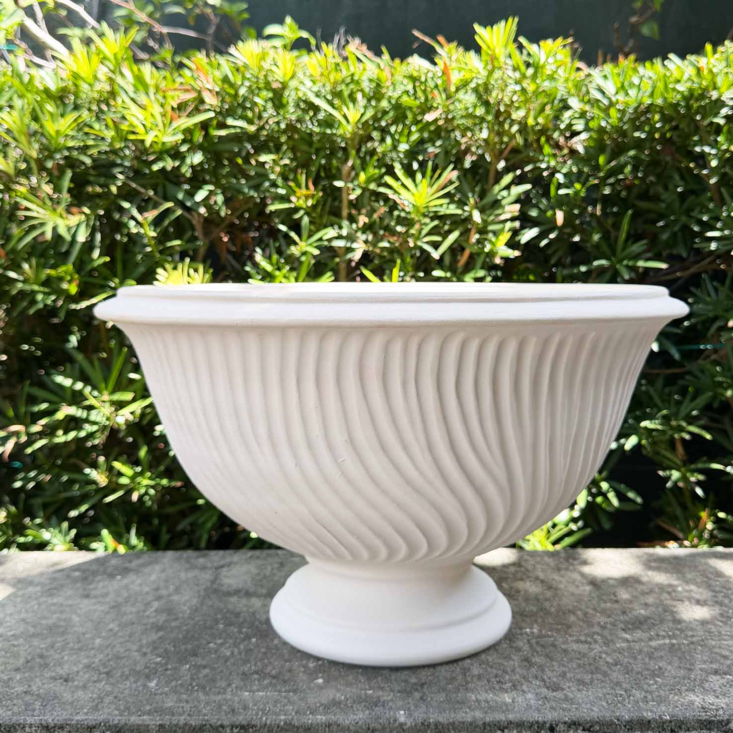 Classic footed bowl jardiniere with Godron Decoration, France