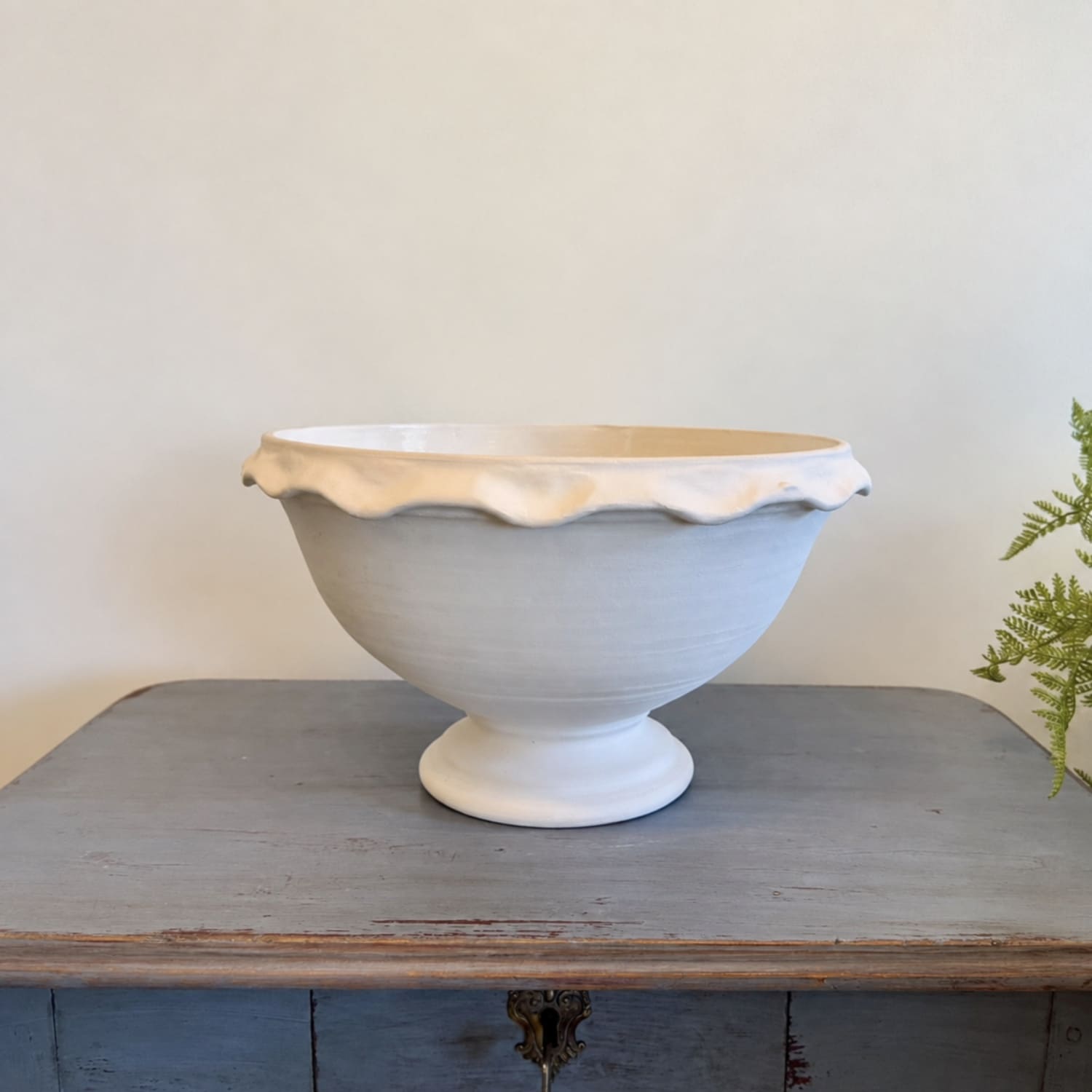 Handcrafted White Scalloped Pedestal Ceramic Bowl