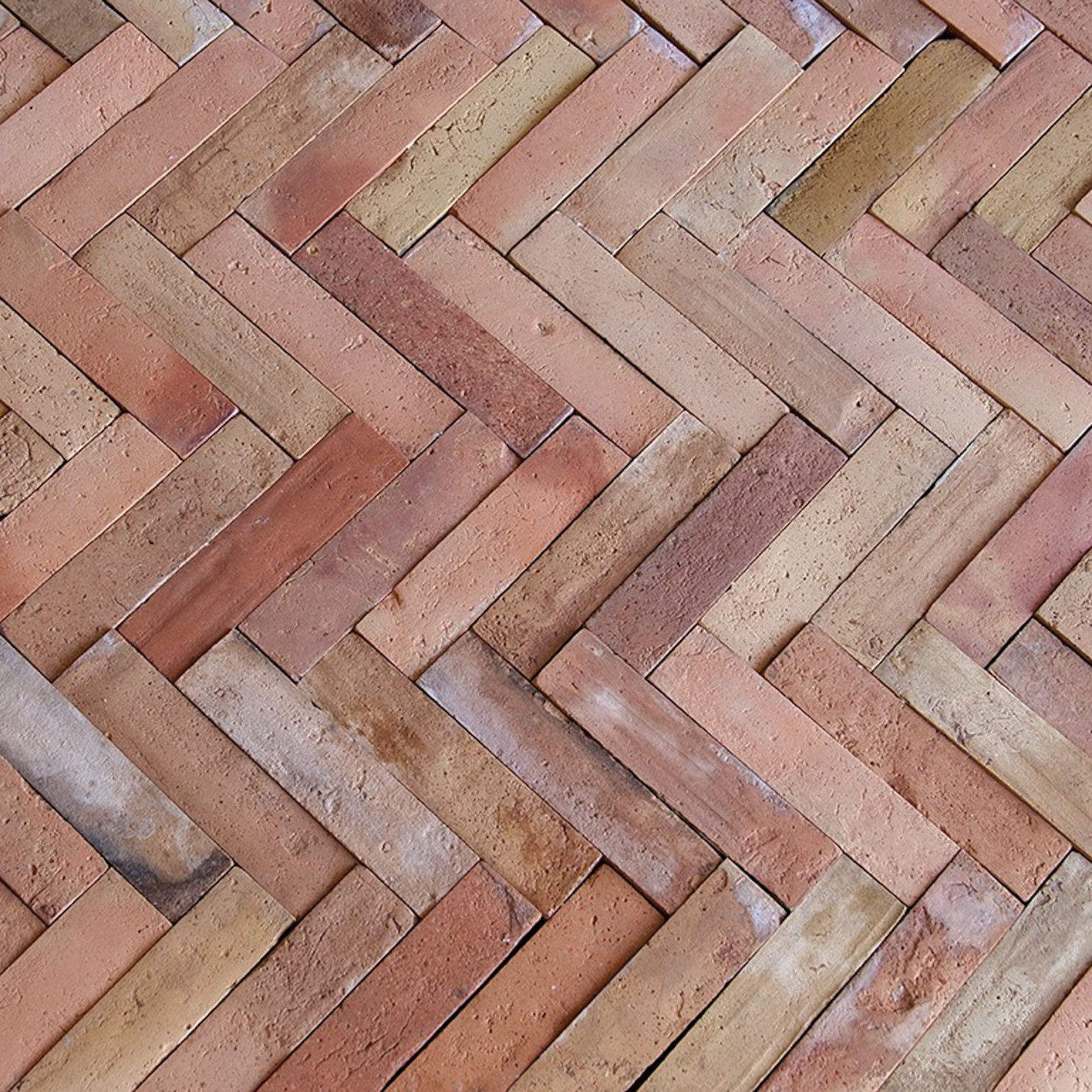 Antique Reclaimed Terracotta Tile Flooring: Parefeuilles Rose