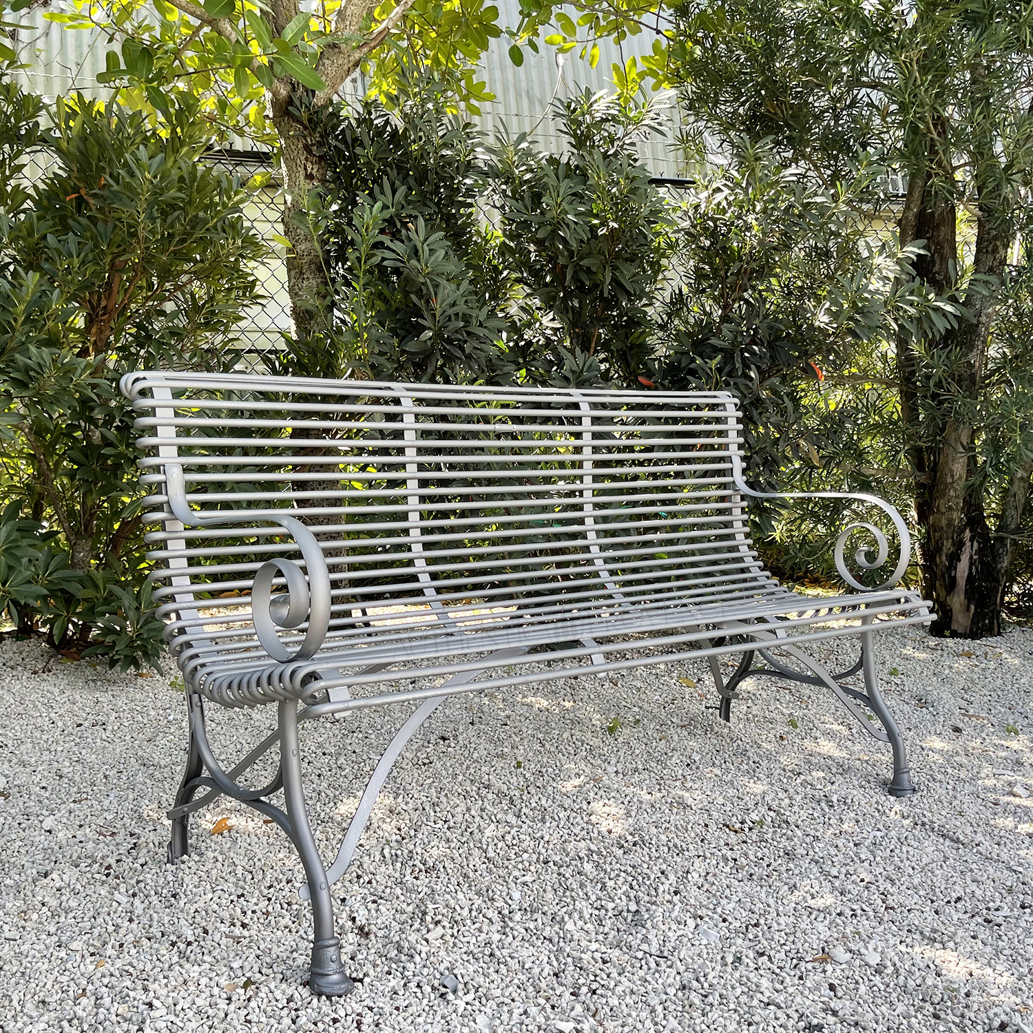 Dainville Bench